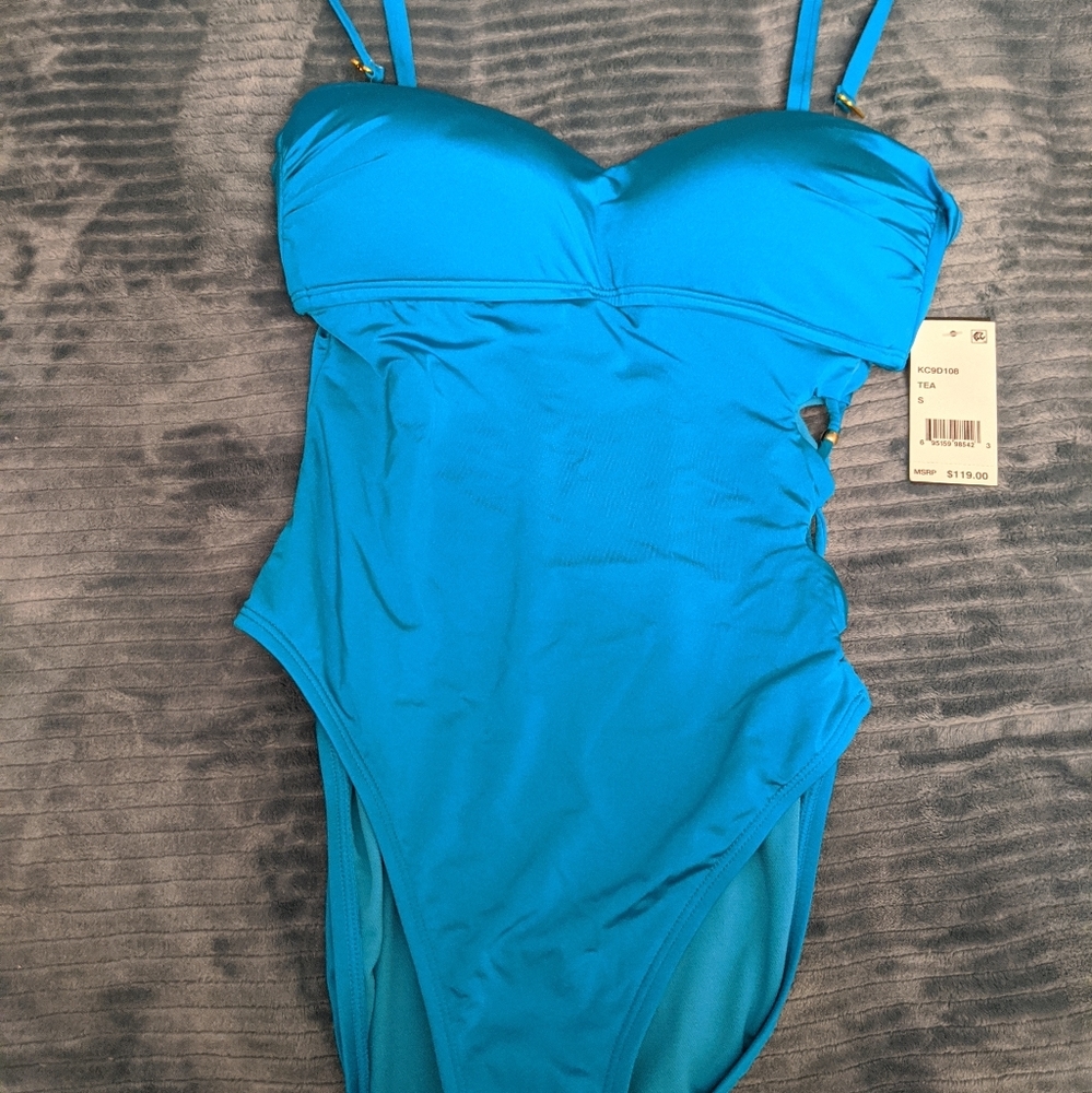 One piece swimsuit
